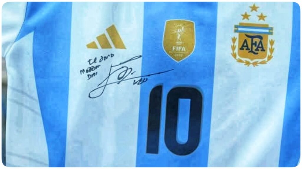 Lionel Messi Gifts Jersey Mamata Banerjee